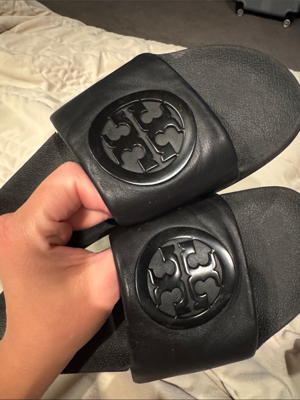 EUC Tory Burch Black Leather Slides Size 9 - Picture 3 of 5